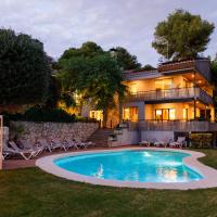 Luxurious Villa La Paz: Beach, Port Aventura Golf, Hotel in Salou