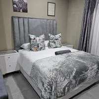 Peaceful Stay - Deluxe suite, hotel a Sasolburg