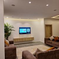 NPJ Fully Furnished 4 Bedroom Apartment in Uyo, hotel poblíž Akwa Ibom Airport - QUO, Uyo