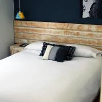Casas Puerto de Vega، فندق في فالينار