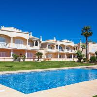 11 marinha - Two Bedroom Apt at Praia do Marinha, Hotel in Carvoeiro