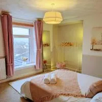Ty Hiraeth, hotel di Caerphilly