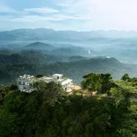 W15 Ambuluwawa, hotel in Gampola