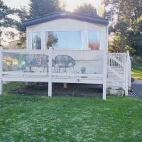 Caravan under the tree, Seton Sands, хотел в Port Seton