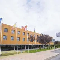 Alda El Espinar – hotel w mieście El Espinar
