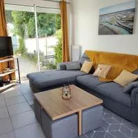 Maison Flottaise chaleureuse, hotel u gradu 'La Flotte'