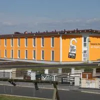 Fair-Price-Hotel: Bad Waltersdorf şehrinde bir otel
