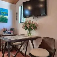 Manukorihi Sweet Guesthouse, hotel di Waitara