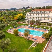 Hotel Villa Paradiso Suite, hôtel à Moniga del Garda
