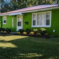 Kitchen, Laundry & Fenced Yard, hotel poblíž Craven County Regional - EWN, New Bern