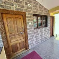 Shreeniketana stay Gokarna, Hotel in Mādangeri