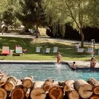 Basecamps Cerdanya, ξενοδοχείο σε Caixáns
