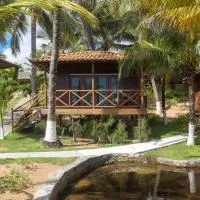 Pousada Palm Beach Praia de Caetanos Chalé Família, hotel en Amontada