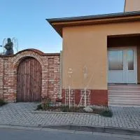 Jiřinka, hotel a Vracov