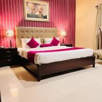 Grand Regent Hotel and Suites, khách sạn ở Faisalabad