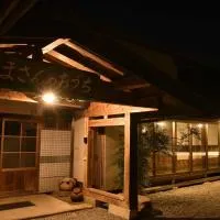 1棟貸し古民家 大人数で泊まれる囲炉裏付き古民家 โรงแรมในNakayama