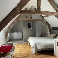 Gite balnéo、Lailly-en-Valのホテル