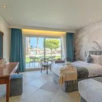 Three Corners Sea Beach Resort, hotel a Coraya Bay