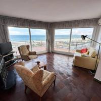 AwayDays 803 Apartamento 8a Planta Vista Mar, hotel a Empuriabrava