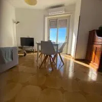 Chérie Casa Vacanze、ミントゥルノのホテル