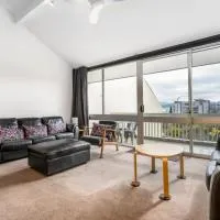 3BR Loft Apt 1min to Kingston Foreshore - Hosted by Canstay, hotel em Kingston