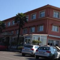 Hotel Garcas, hotel near Santiago de Compostela Airport - SCQ, Lavacolla