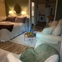 Holens B&B: Övre Boda şehrinde bir otel