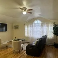 Luxury apartment close to JFK Airport, hotel v mestu Hamilton Beach