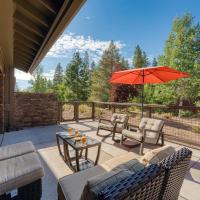 Luxe All-Season Retreat by AvantStay Prime Location Near Skiing, hotel poblíž Truckee Tahoe Airport - TKF, Truckee