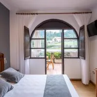 Alda Puerto Calderón, hotel v destinaci Oreña