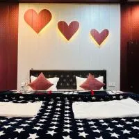 Dev Bhoomi Resort, готель у місті Канатал