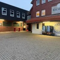 Gästehaus Bützfleth, Rad-Hotel, Arbeit & Privat, Bed & Breakfast, Elb Rad Wanderweg, Bäckerei & Gastro im Haus, hotel a Stade