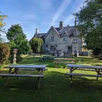 The Duke Hotel, ξενοδοχείο σε Hilmarton