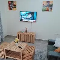 Royal Stay, хотел в Kira