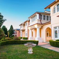 皇宮酒店，卡頓巴的飯店