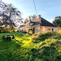 Le gîte des Fours, готель у місті Agonges