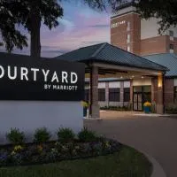 Courtyard Dallas Addison Quorum Drive, hotelli kohteessa Addison