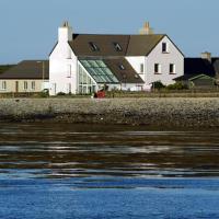 No 1 Broughton Bed & Breakfast, hotel in zona Papa Westray Airport - PPW, Pierowall