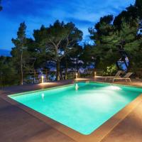 Villa Zorana - Makarska Exklusiv, מלון בברלה