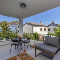 Apartments White and Green, hotel u gradu Malinska