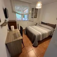 Habitación con baño privado y jardín Cerca de las playas, hotel v destinaci Boó de Piélagos