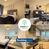 2 Bedroom Ap Close to Woking town with Free Parking, hotel u gradu Horsell