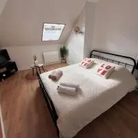 Le studio cosy, hotelli kohteessa Vierzon