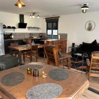 Paisible MAISON familiale - 4 Chambres - 2 SDB - terrasse et jardin - parking privé - Limoges, hotel poblíž Letiště Bellegarde – Limoges - LIG, Limoges