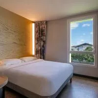 B&B HOTEL Saintes, hotel i Saintes
