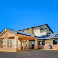 Super 8 by Wyndham Hutchinson, hotel em Hutchinson
