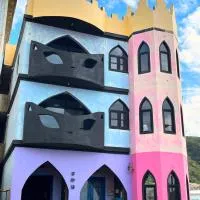 綠島寧靜海潛水-城堡館 Twinkleocean diving hostel، فندق في غرين آيلاند