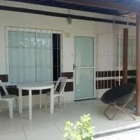 Casa Jardim PINHEIROS, хотел в Масейо