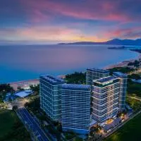 Crowne Plaza Sanya Yazhou Bay by IHG, khách sạn ở Tam Á