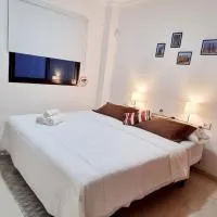 ALMar WeGo! Alcalá -Habitaciones Privadas con baño compartido Frente al Mar - Private Rooms in shared Apartment, hotel em Alcalá